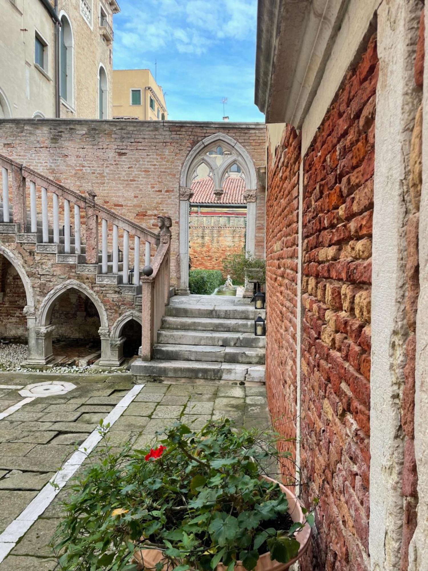 Palazzo Contarini Della Porta Di Ferro Apart otel Venedik Dış mekan fotoğraf